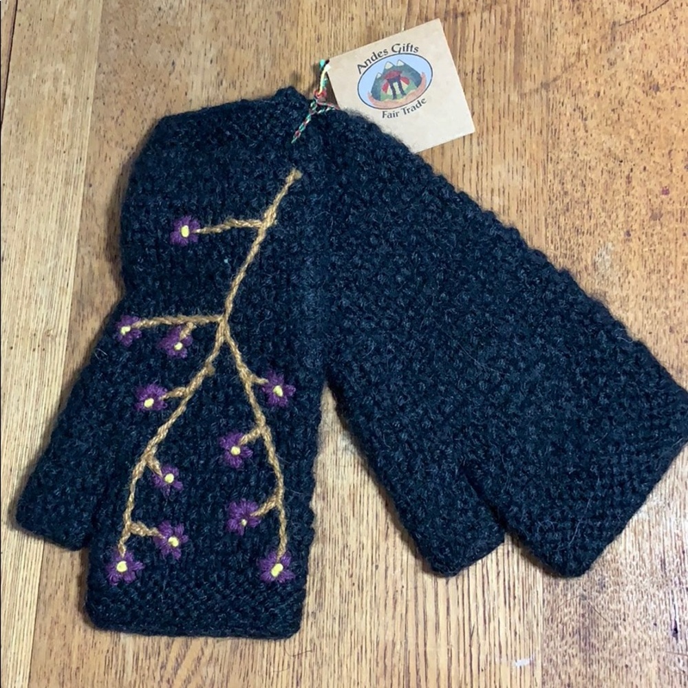 Fingerless Gloves